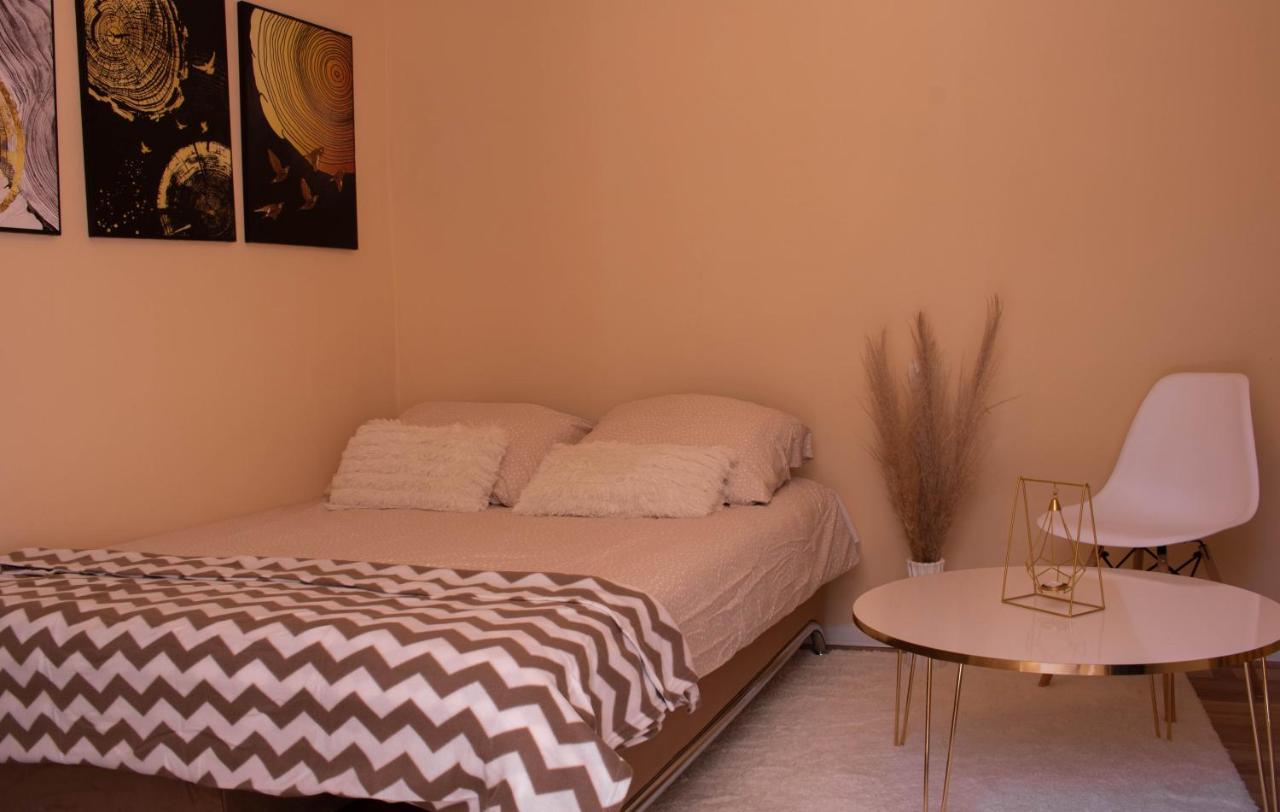 Luxury Studio Apartment Mostar Bagian luar foto