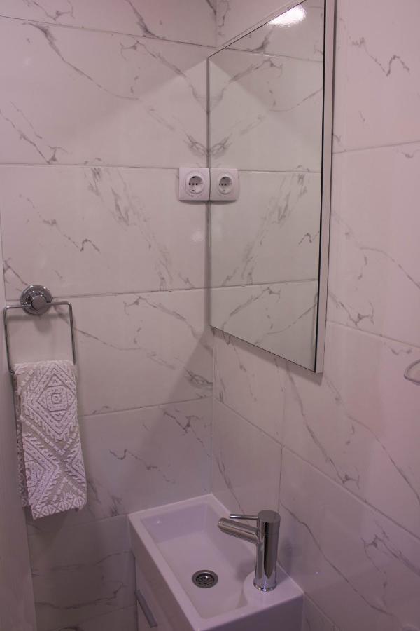Luxury Studio Apartment Mostar Bagian luar foto