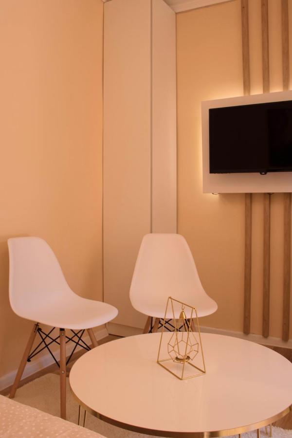 Luxury Studio Apartment Mostar Bagian luar foto